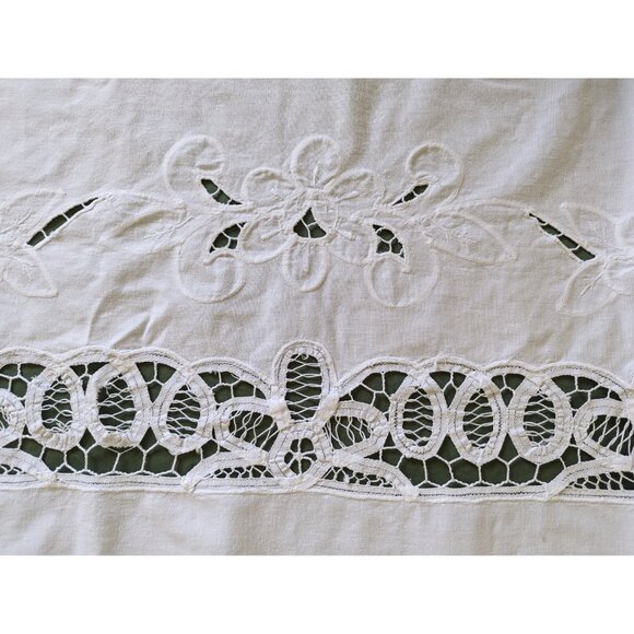Vintage Battenberg table cloth 64x96" AS IS + napkins, Tape Lace Bridal - Picture 5 of 10